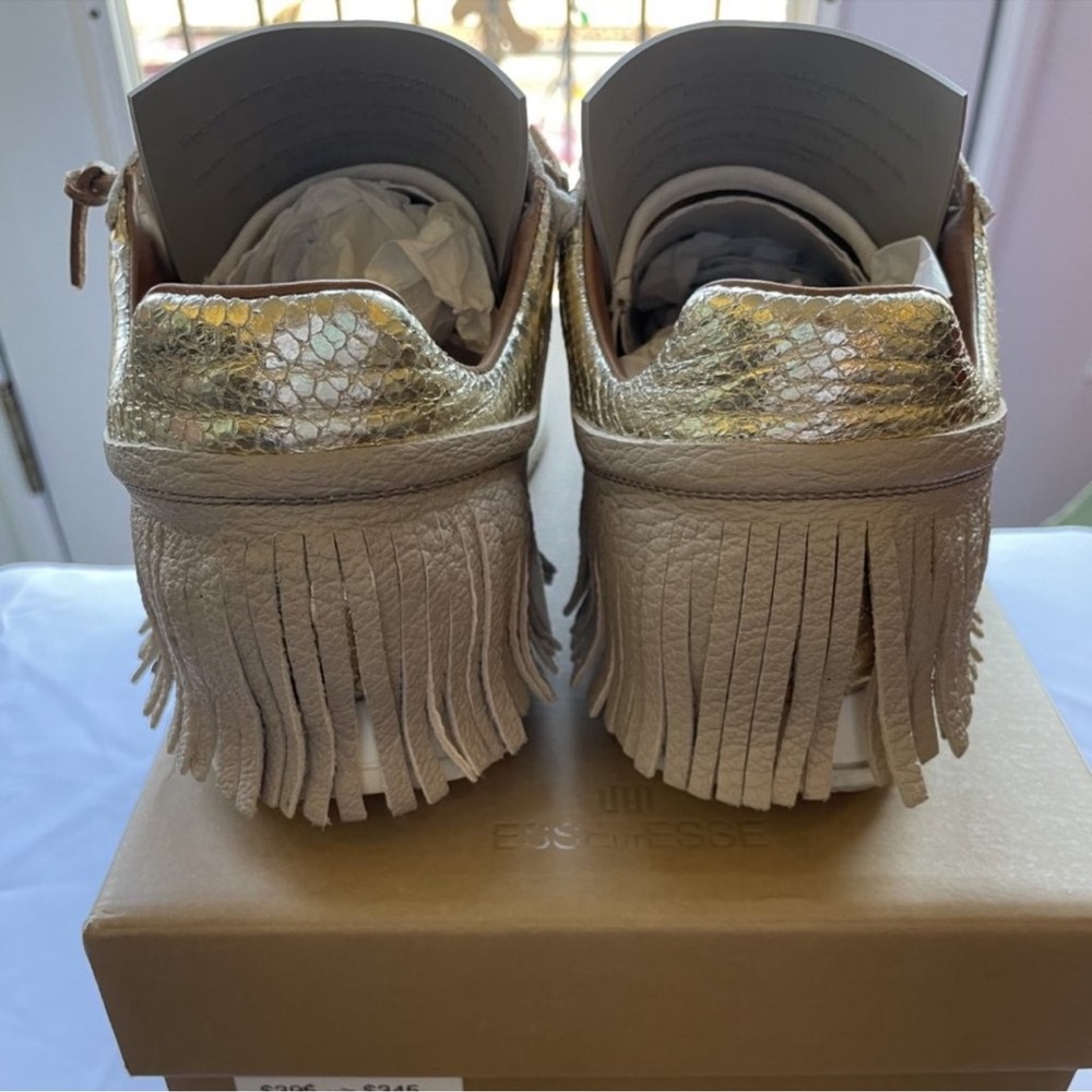 Size 40 Esse ut Esse
